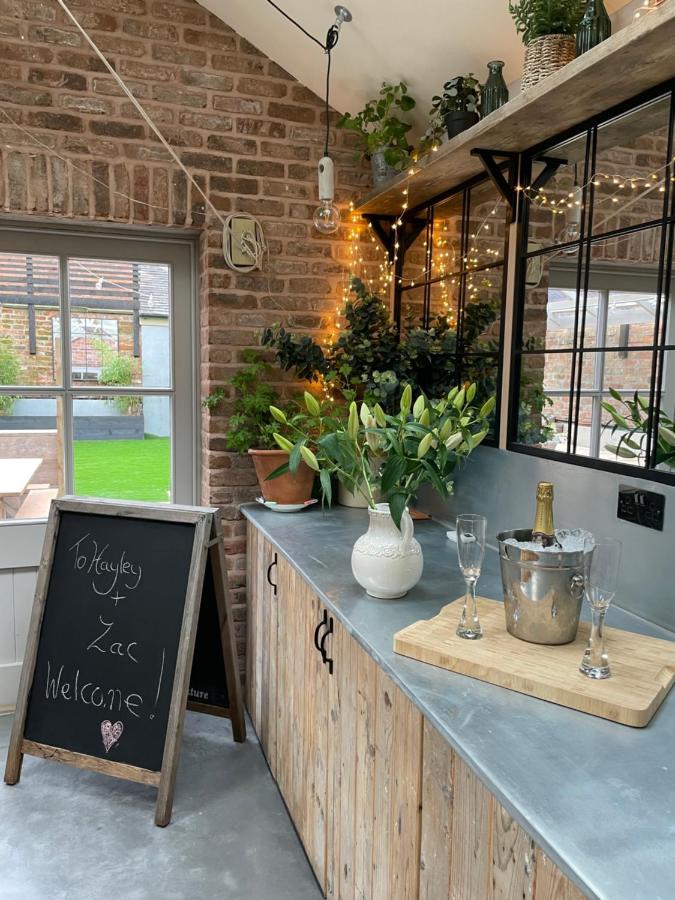 The Walled Garden At Cheshire Boutique Bathhouse Nantwich Exterior photo