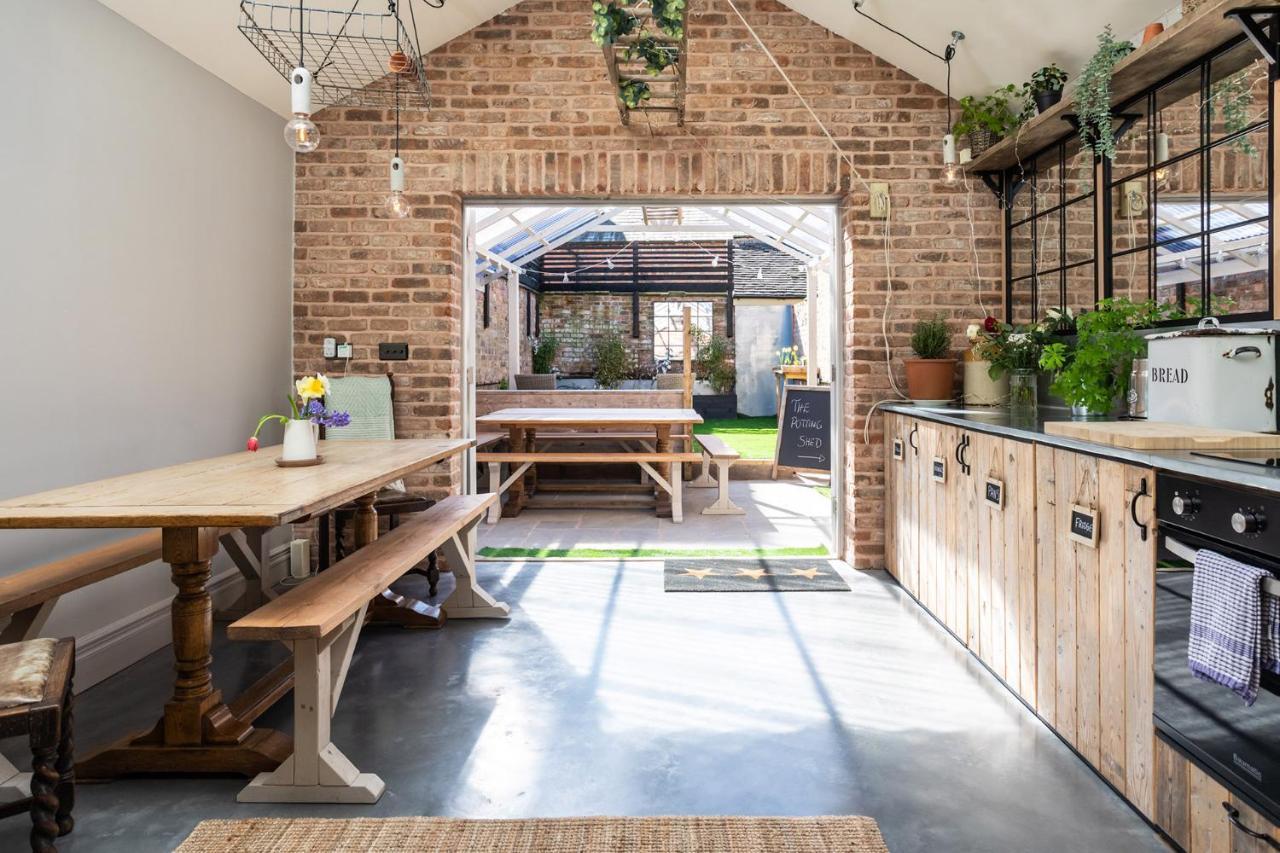 The Walled Garden At Cheshire Boutique Bathhouse Nantwich Exterior photo