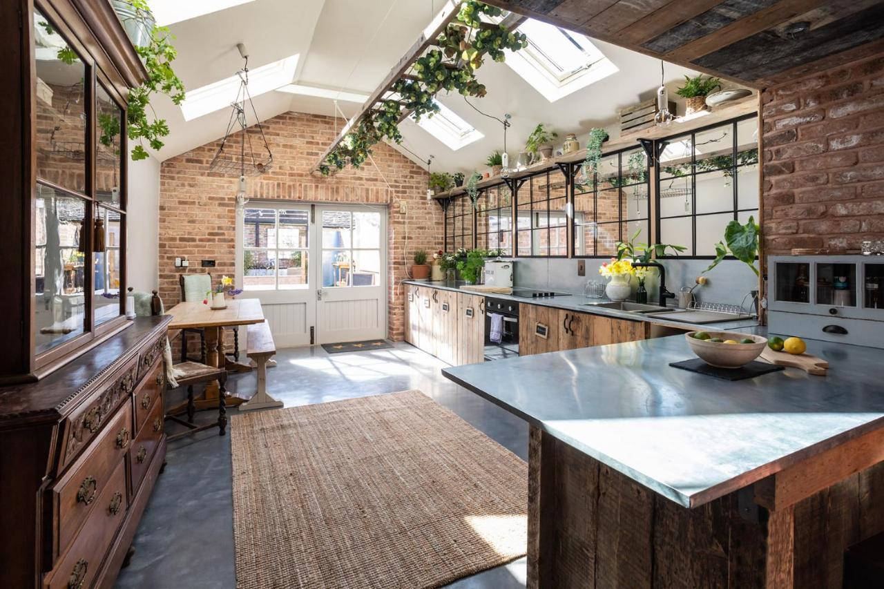 The Walled Garden At Cheshire Boutique Bathhouse Nantwich Exterior photo