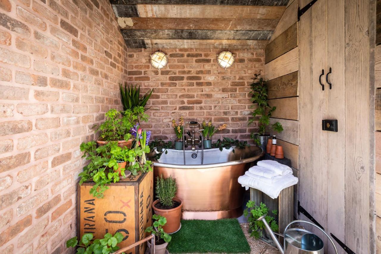 The Walled Garden At Cheshire Boutique Bathhouse Nantwich Exterior photo