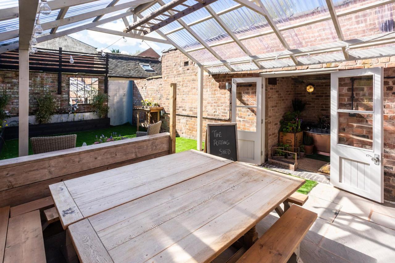 The Walled Garden At Cheshire Boutique Bathhouse Nantwich Exterior photo